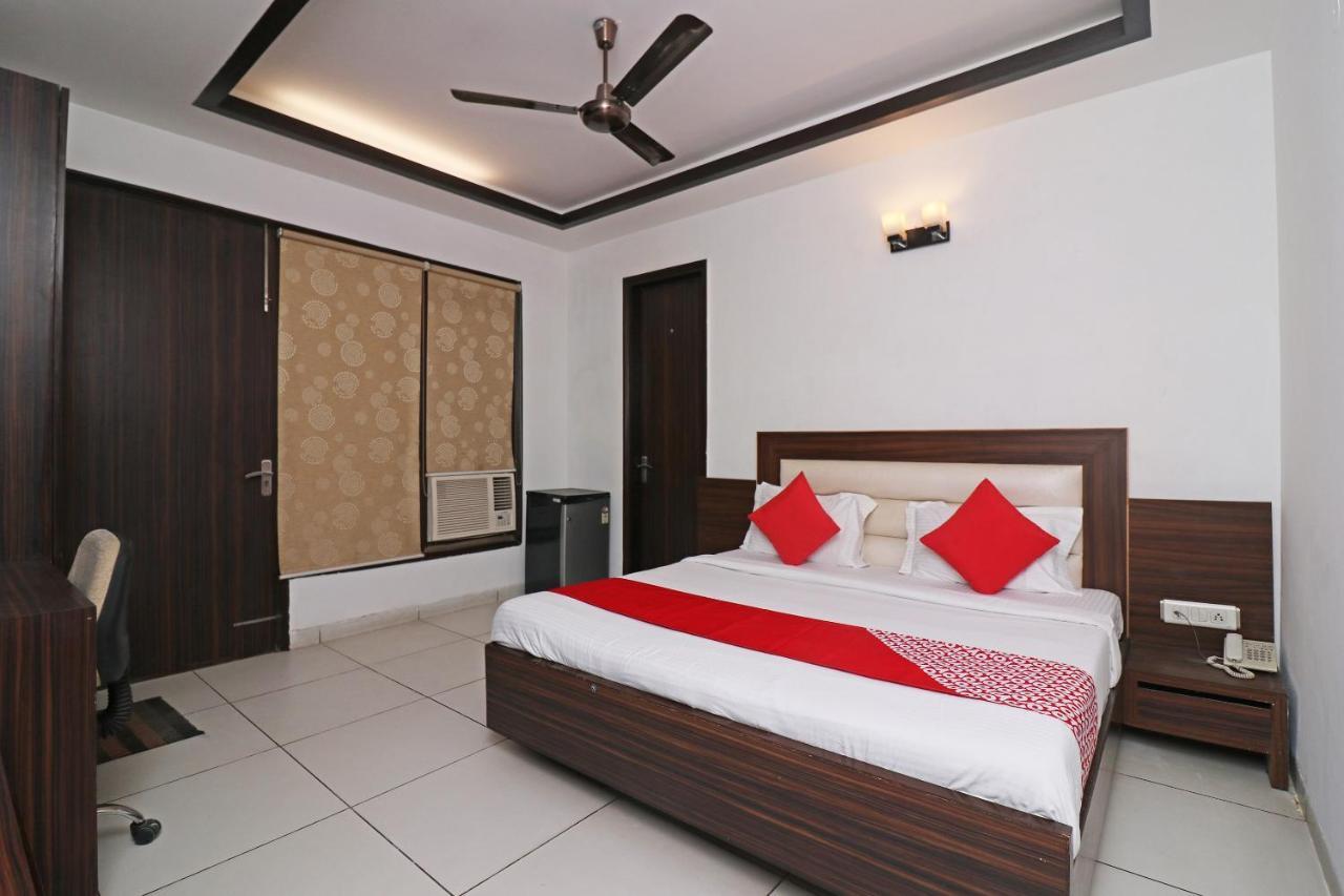 OYO 26868 Wonderland Inn Gurgaon Exterior foto