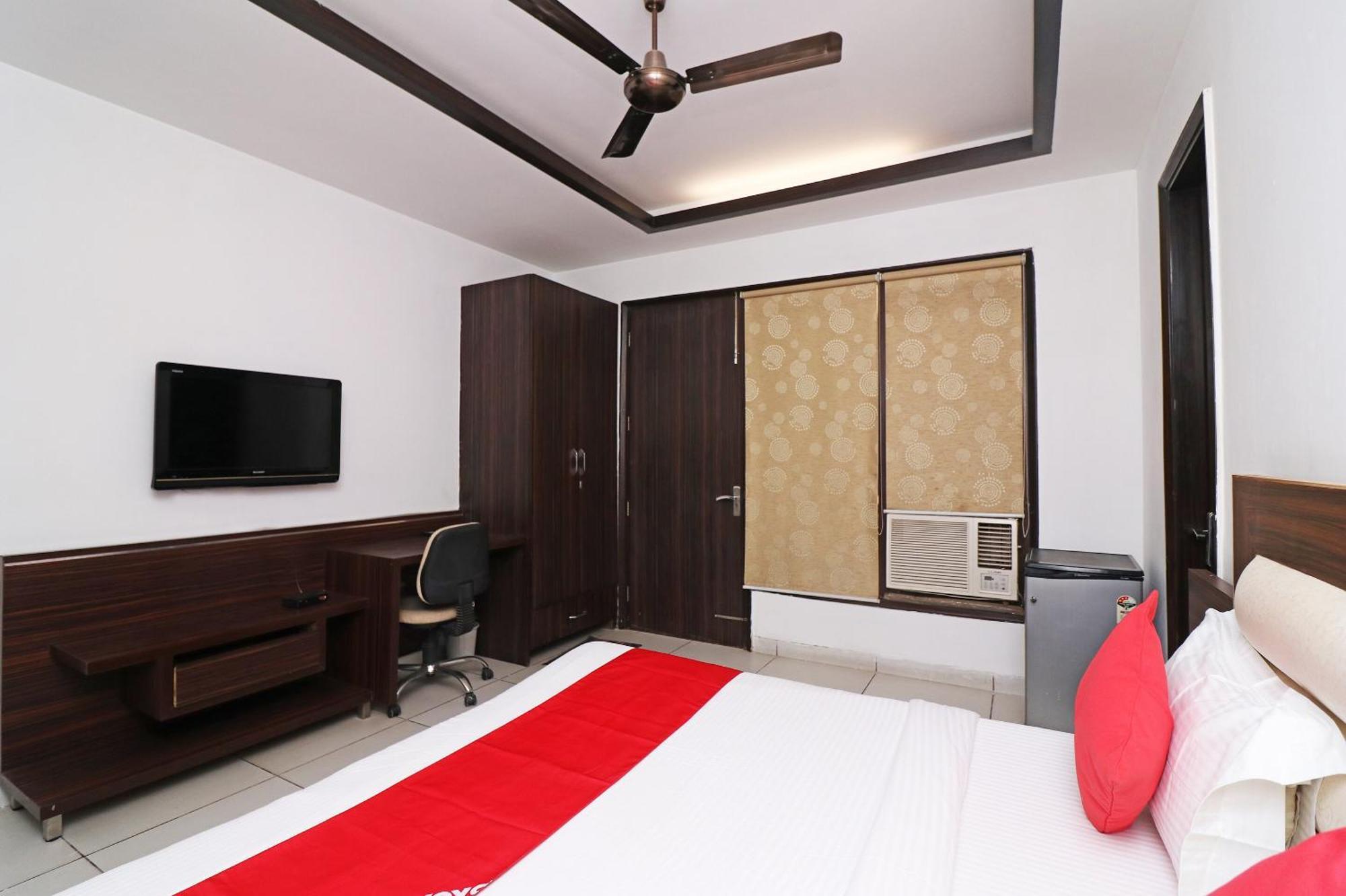 OYO 26868 Wonderland Inn Gurgaon Exterior foto