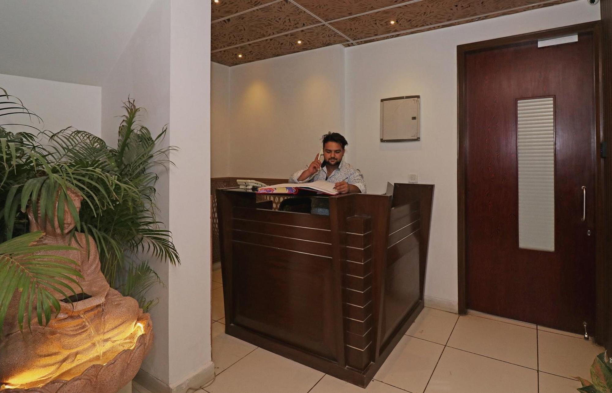 OYO 26868 Wonderland Inn Gurgaon Exterior foto