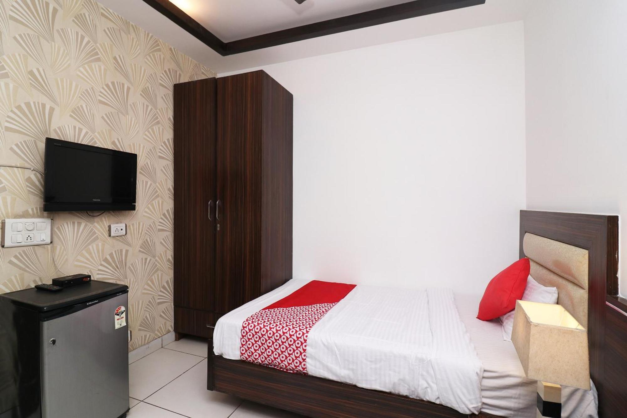OYO 26868 Wonderland Inn Gurgaon Exterior foto